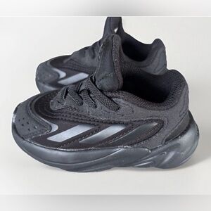Adidas Originals OZELIA Shoes Infant Size 5 Black Logo & Sole EUC Nearly NEW